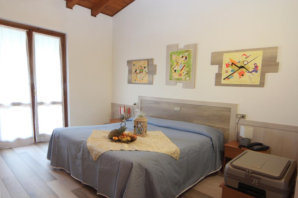 Hotel Colomber Gardone Riviera Zewnętrze zdjęcie