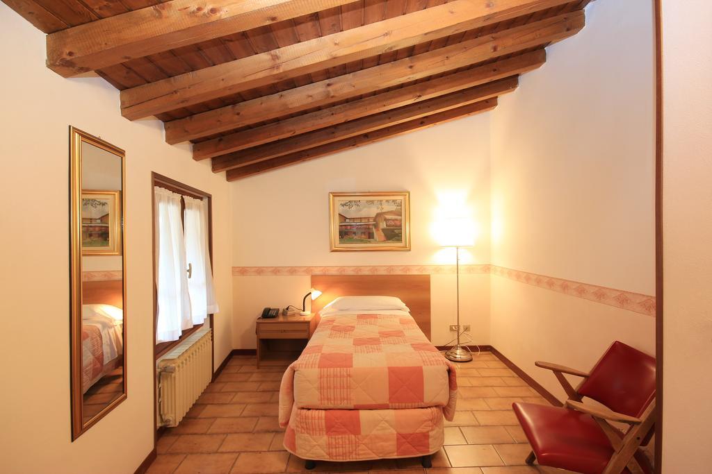 Hotel Colomber Gardone Riviera Zewnętrze zdjęcie