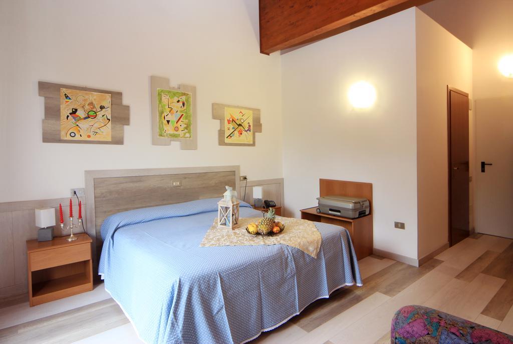 Hotel Colomber Gardone Riviera Zewnętrze zdjęcie